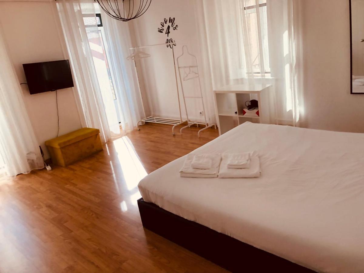 Rooms4all Gasthof Lissabon